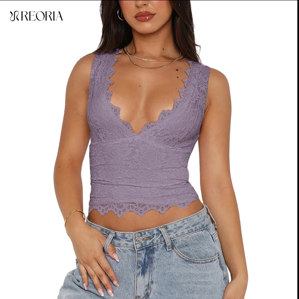 ReoRia Lavender Lace Crop Top